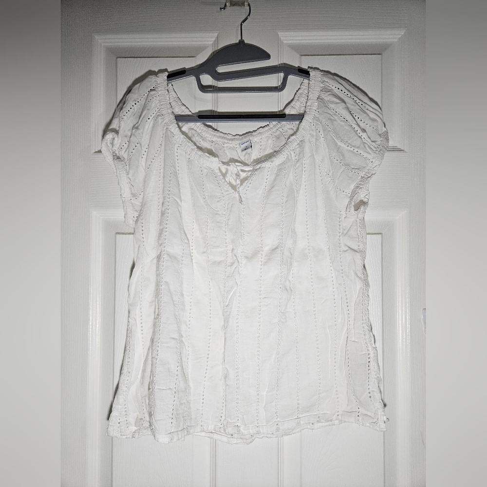 Old Navy White Short Sleeve Ruched Blouse